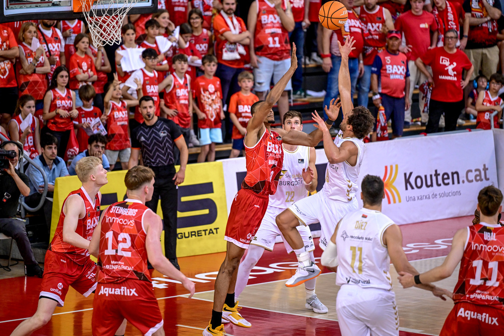 Un mal tercer cuarto condena al Baxi Manresa